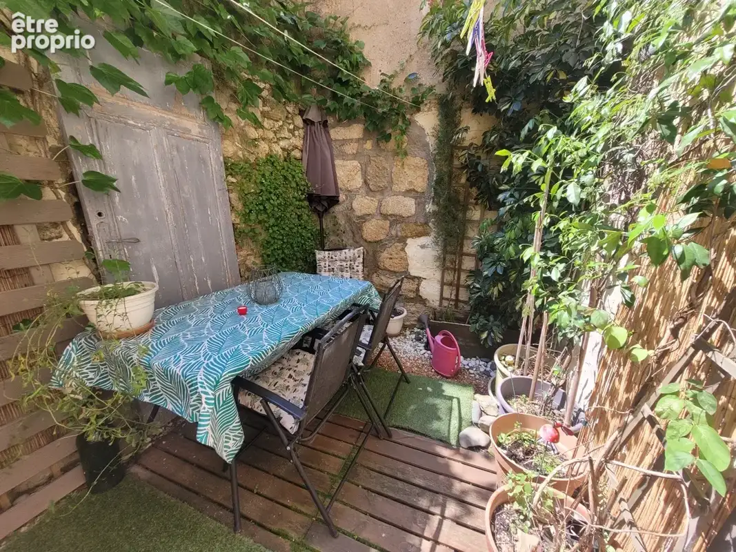 Charmant appartement de caractère avec cour et sa cuisine d'été. - photo 5
