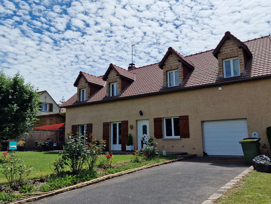 Maison à SAVEUSE