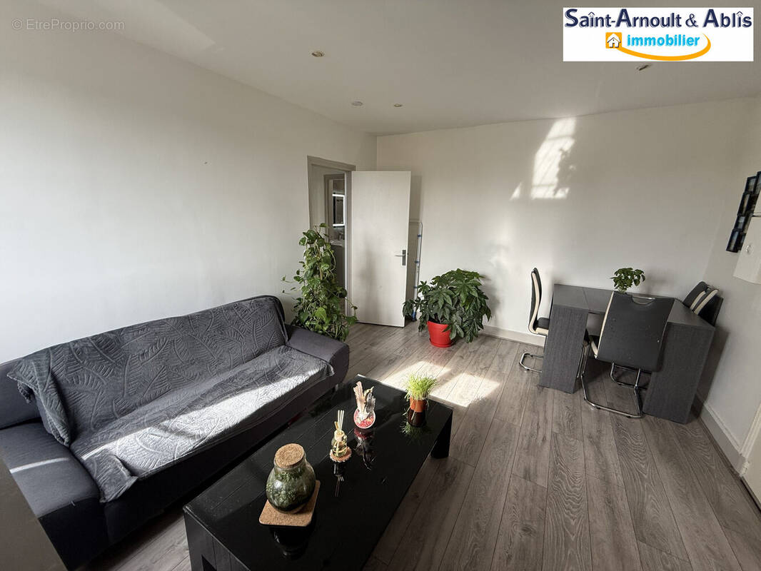 Appartement à DOURDAN