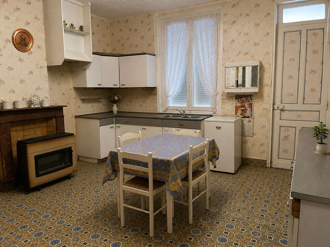Maison à ROEULX