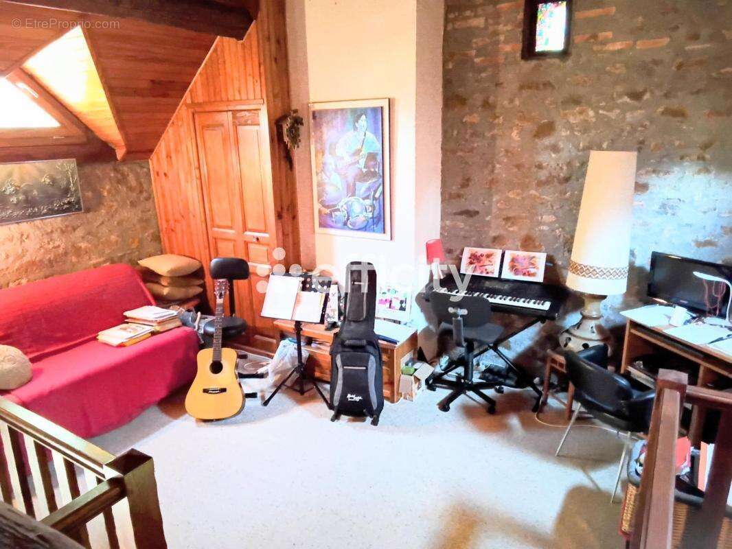 Maison à TOULON-SUR-ARROUX