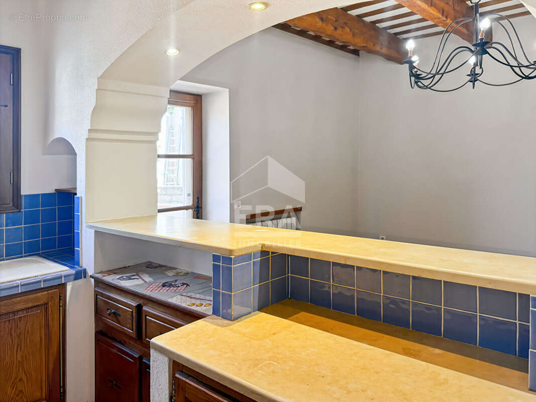 Maison à CHATEAURENARD