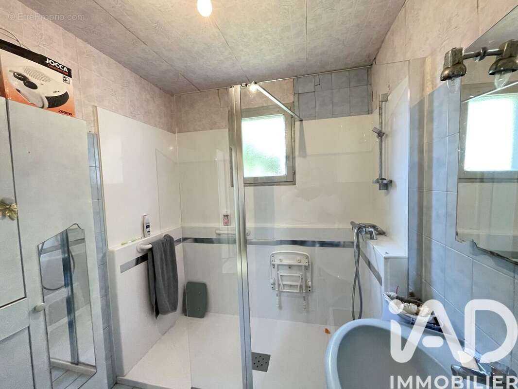 Photo 7 - Maison à LATHUS-SAINT-REMY