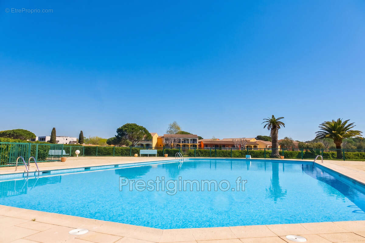 Appartement 2 pièces 44 m² à vendre à Mandelieu-La-Napoule (06210) - photo 2