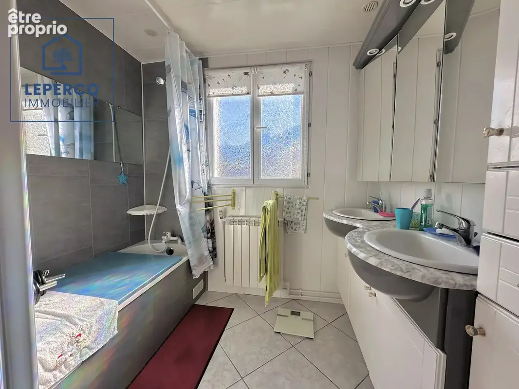 maison 7 pièces 140 m ² - photo 10