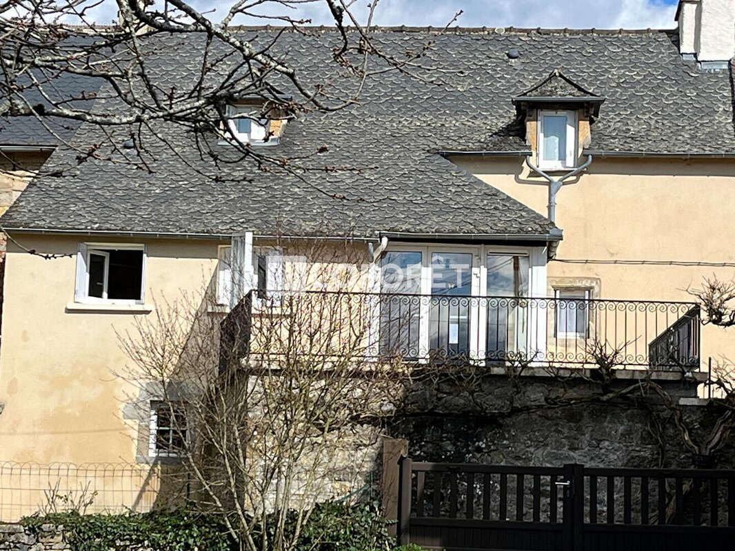 Maison à SALLES-LA-SOURCE