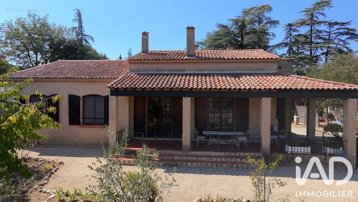 Photo 1 - Maison à SAINT-MAXIMIN-LA-SAINTE-BAUME