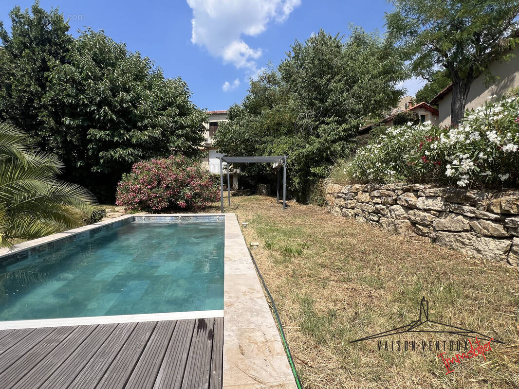 Maison à VAISON-LA-ROMAINE
