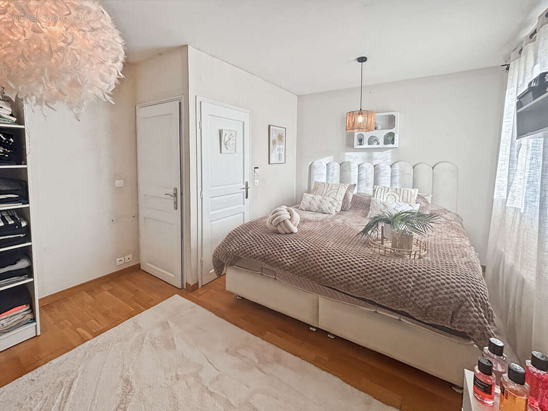 Maison à DAMMARIE-LES-LYS