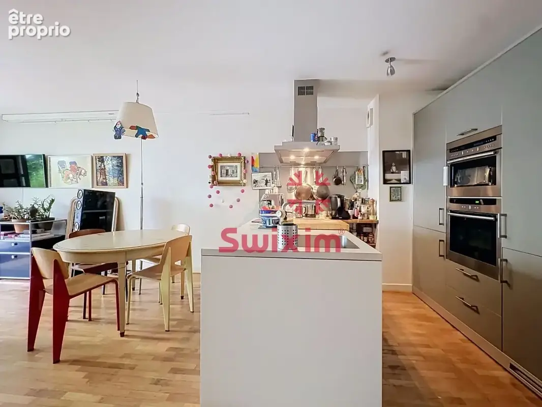 Appartement 75 m² à Paris-10e  - photo 4