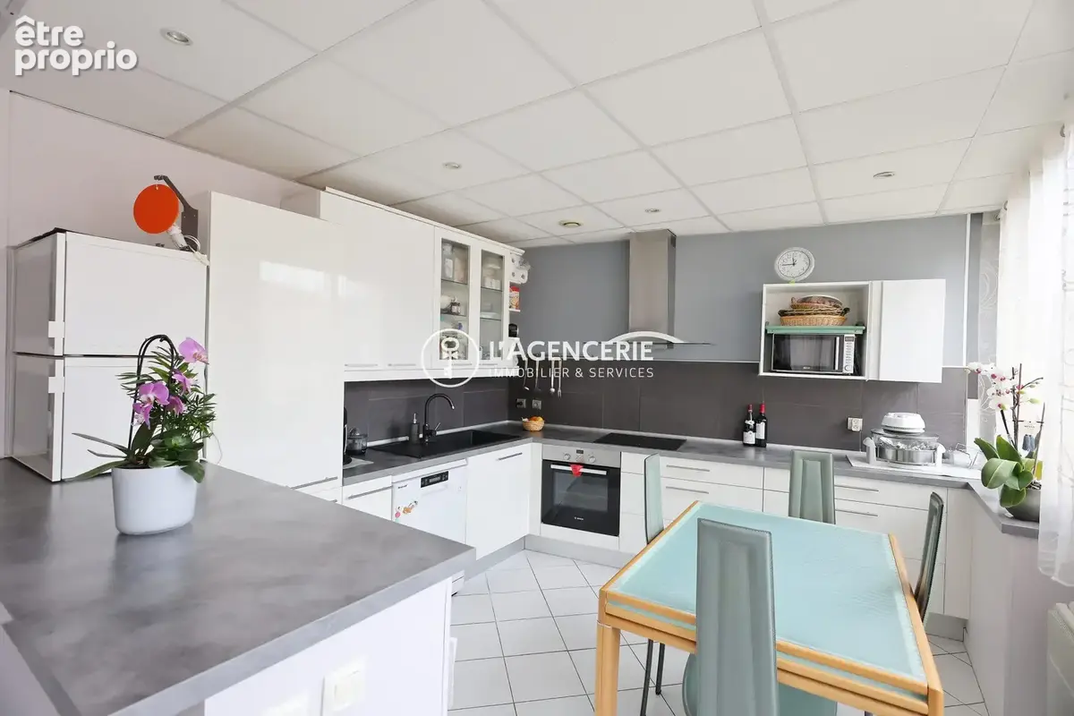 Appartement 64 m² à Albi  - photo 3