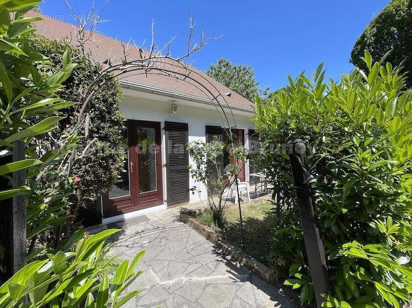 Facade - Maison à BRUNOY