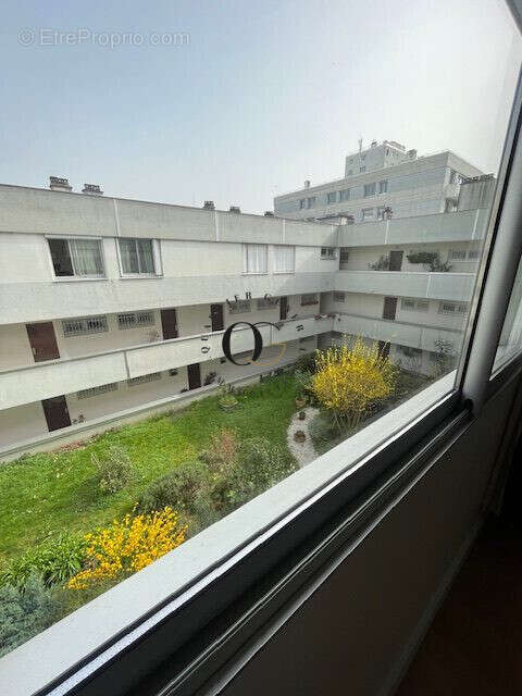 Appartement à PARIS-12E