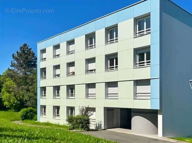 Appartement à PONT-DE-ROIDE