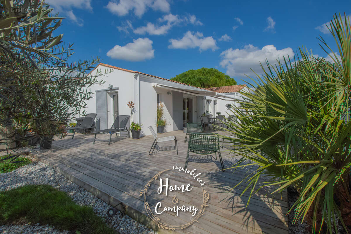 Maison à MORNAC-SUR-SEUDRE