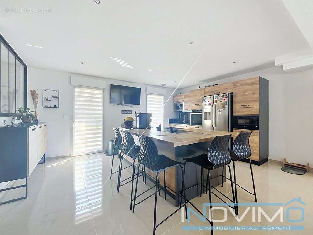 Maison 117 m² à Rexpoede  - photo 4