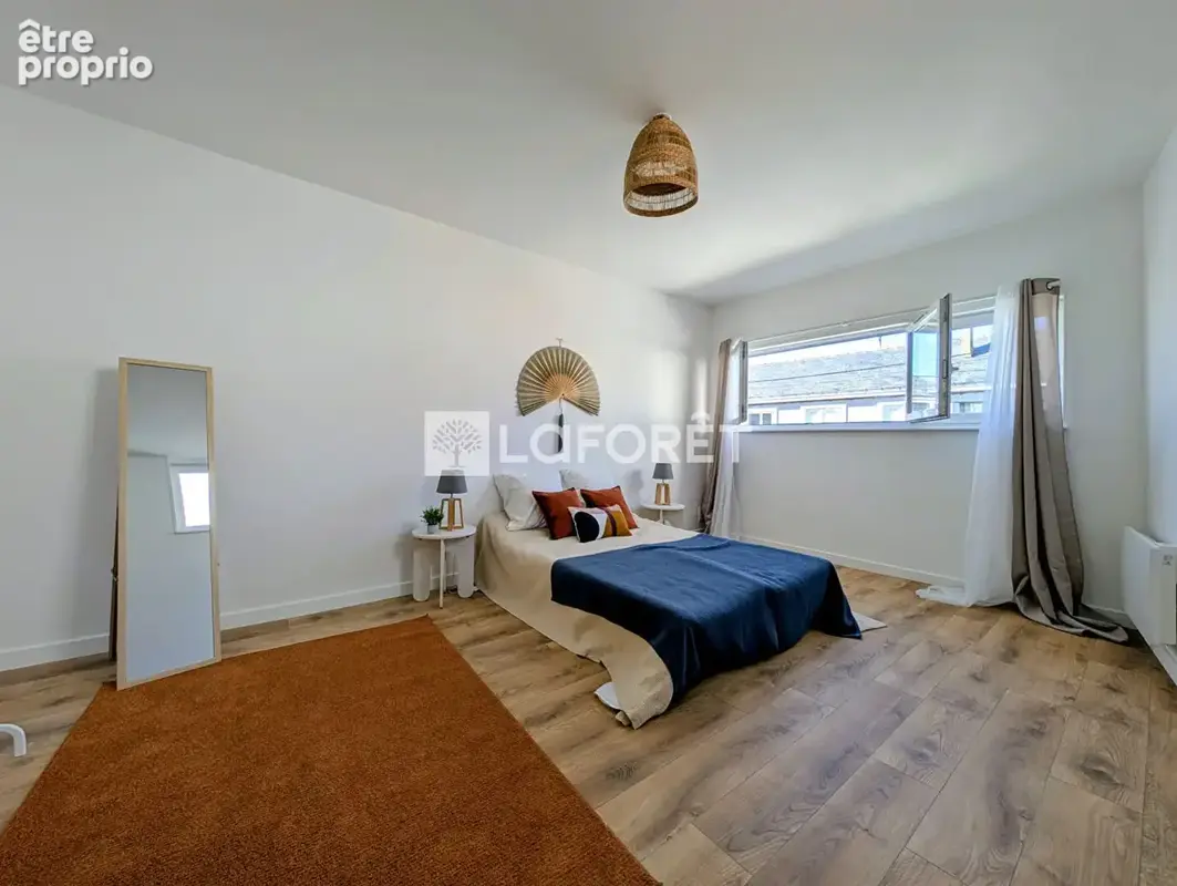 Appartement rénové, 3 chambres, copro à faibles charges - photo 4