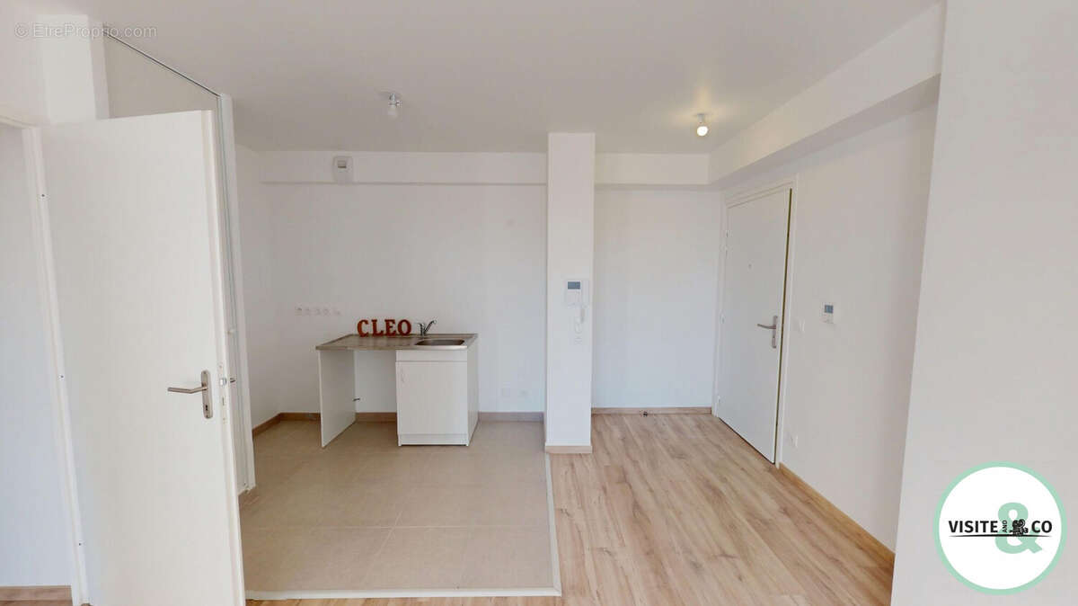 Appartement à FLEURY-SUR-ORNE