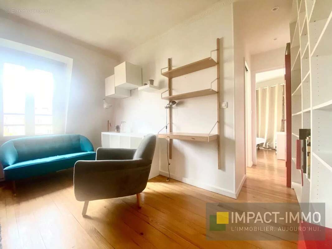 Appartement à PARIS-18E