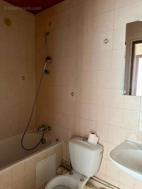 Appartement à PARIS-14E