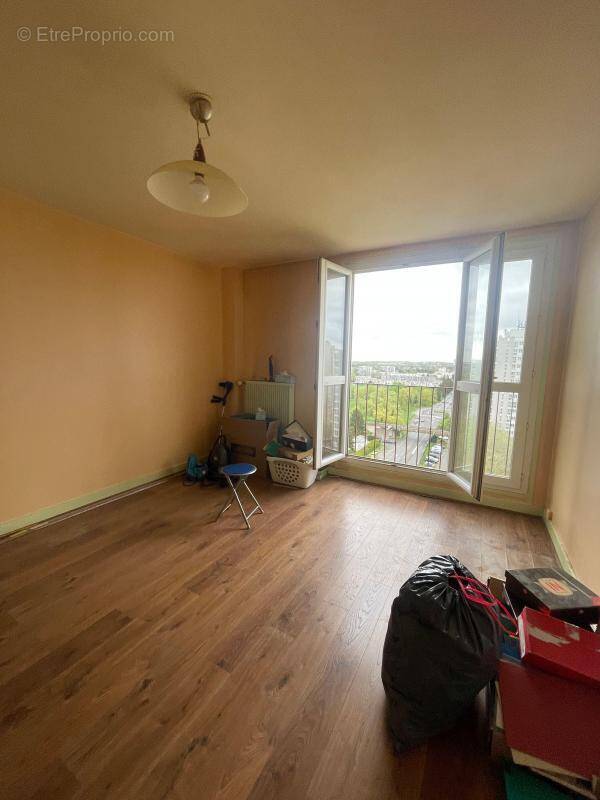 Appartement à LES ULIS