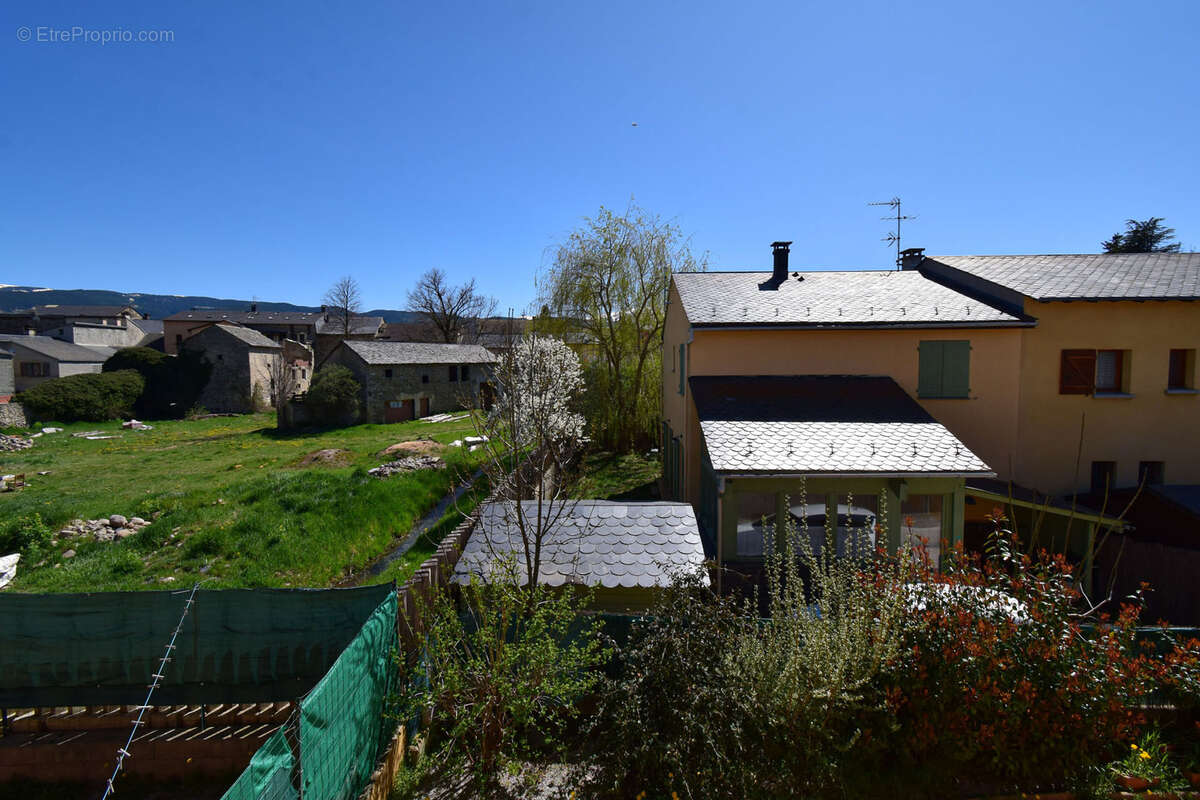 Maison à BOURG-MADAME