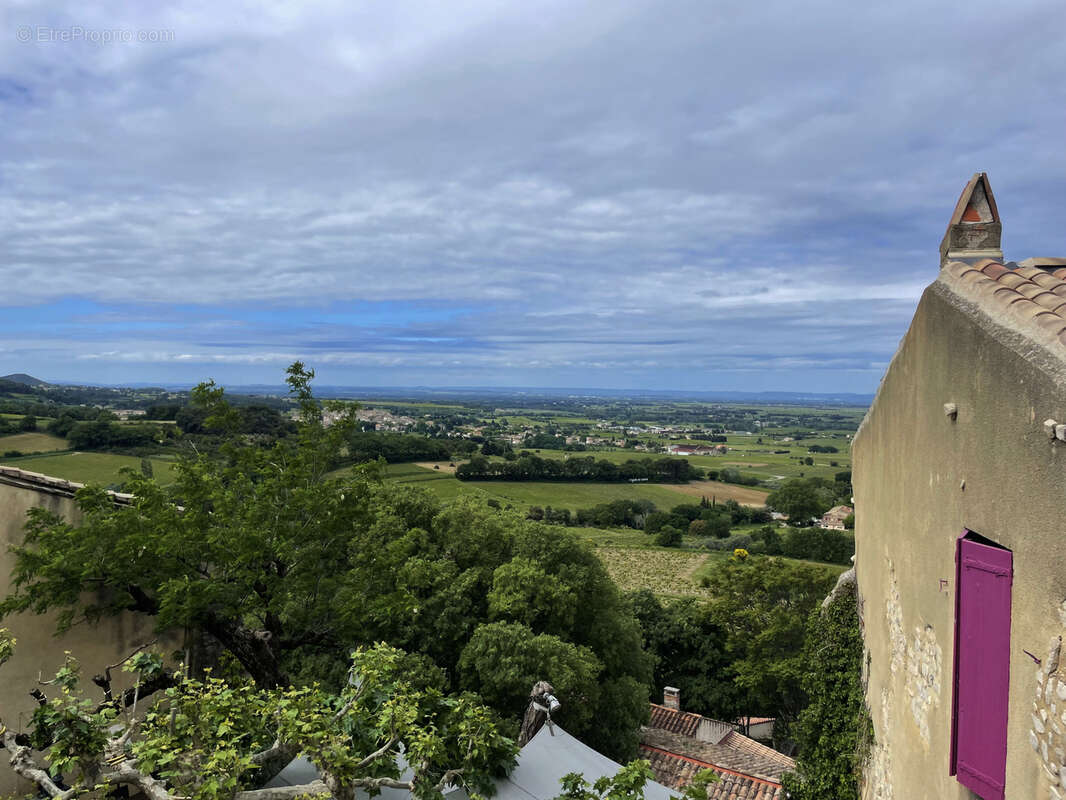 Maison à VAISON-LA-ROMAINE