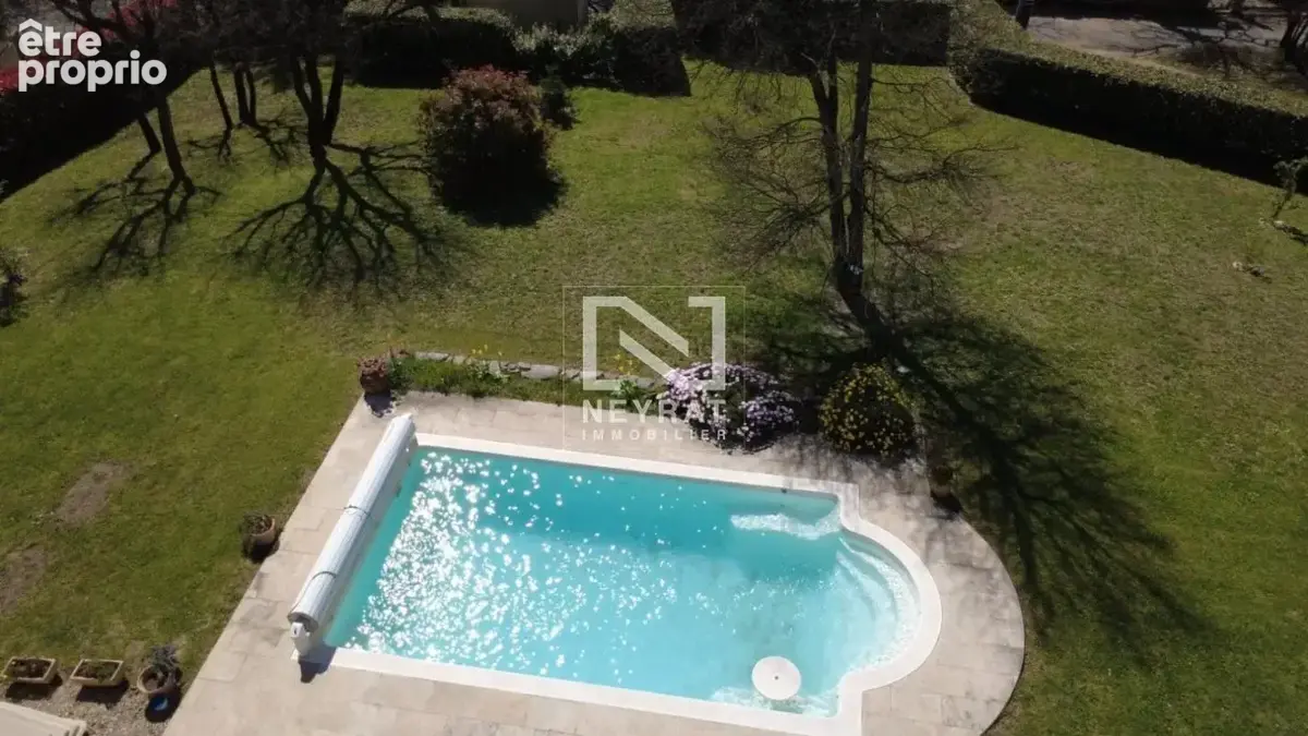 Fayence – Élégante villa provençale avec piscine et jardin plat de 3 000 m² - photo 8