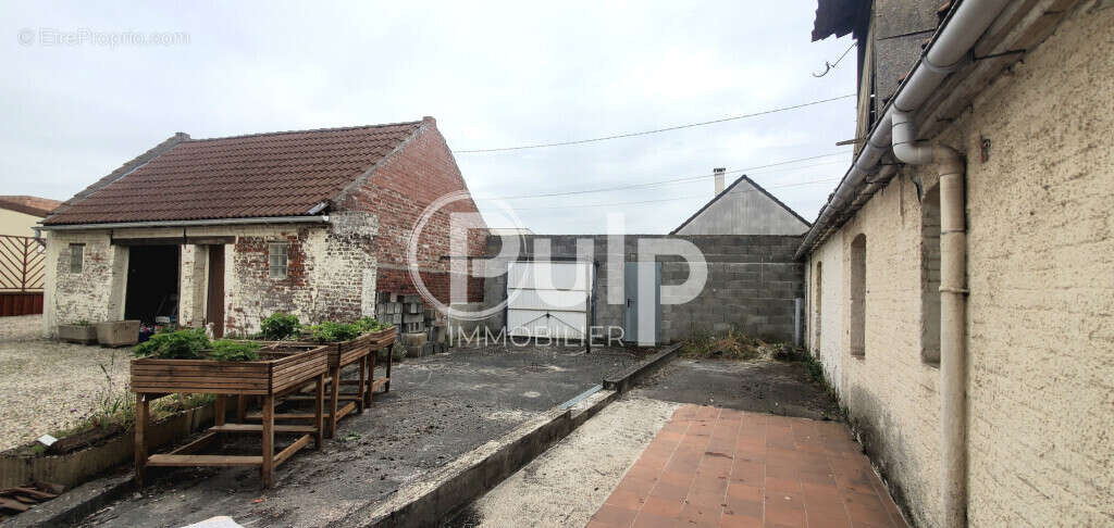 Maison à EVIN-MALMAISON