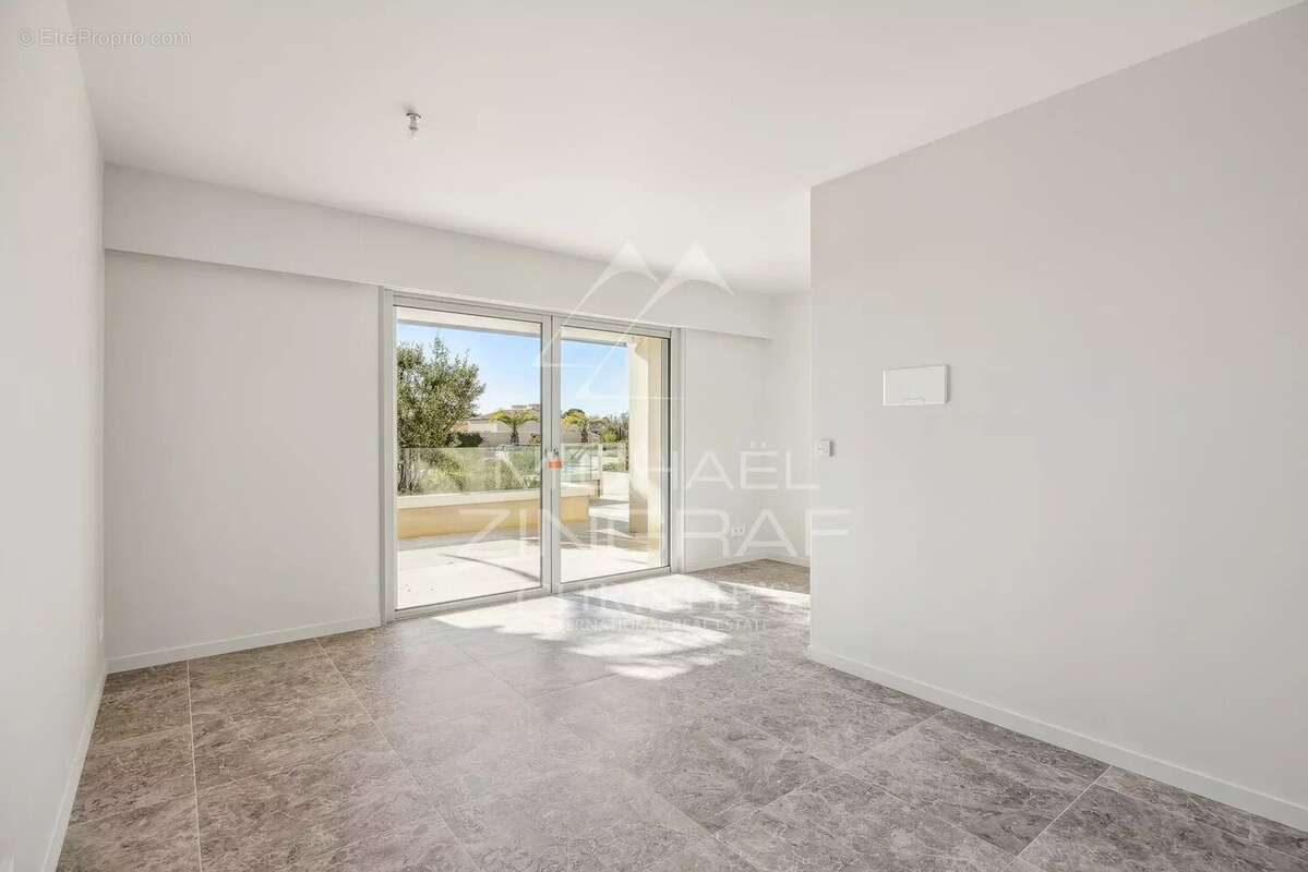 Appartement à CAGNES-SUR-MER