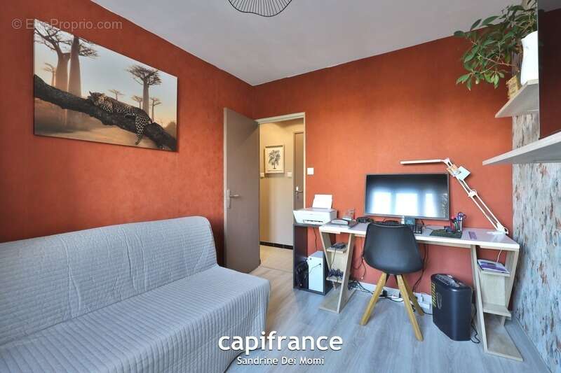 Appartement à SAINT-GENIS-LAVAL