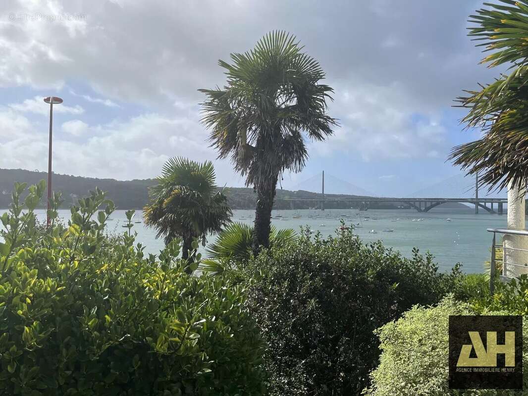 Maison à LE RELECQ-KERHUON