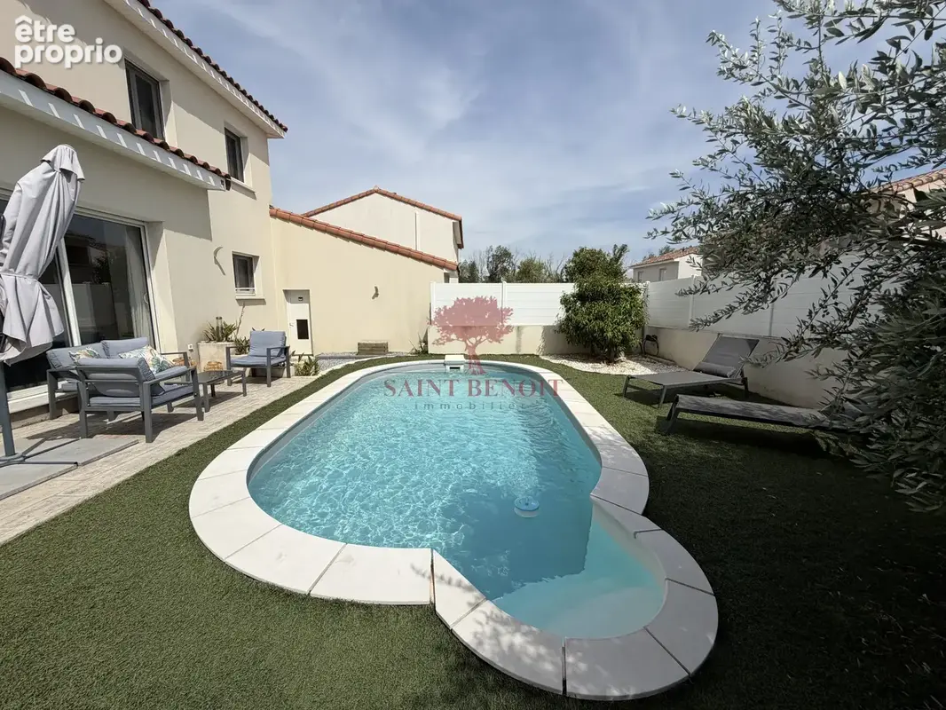 A vendre saint andre de sangonis villa de type 5 pieces avec garage et piscine - photo 3
