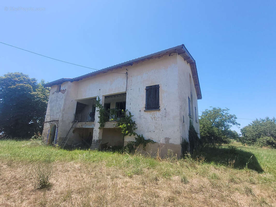 Terrain à MONTAUBAN