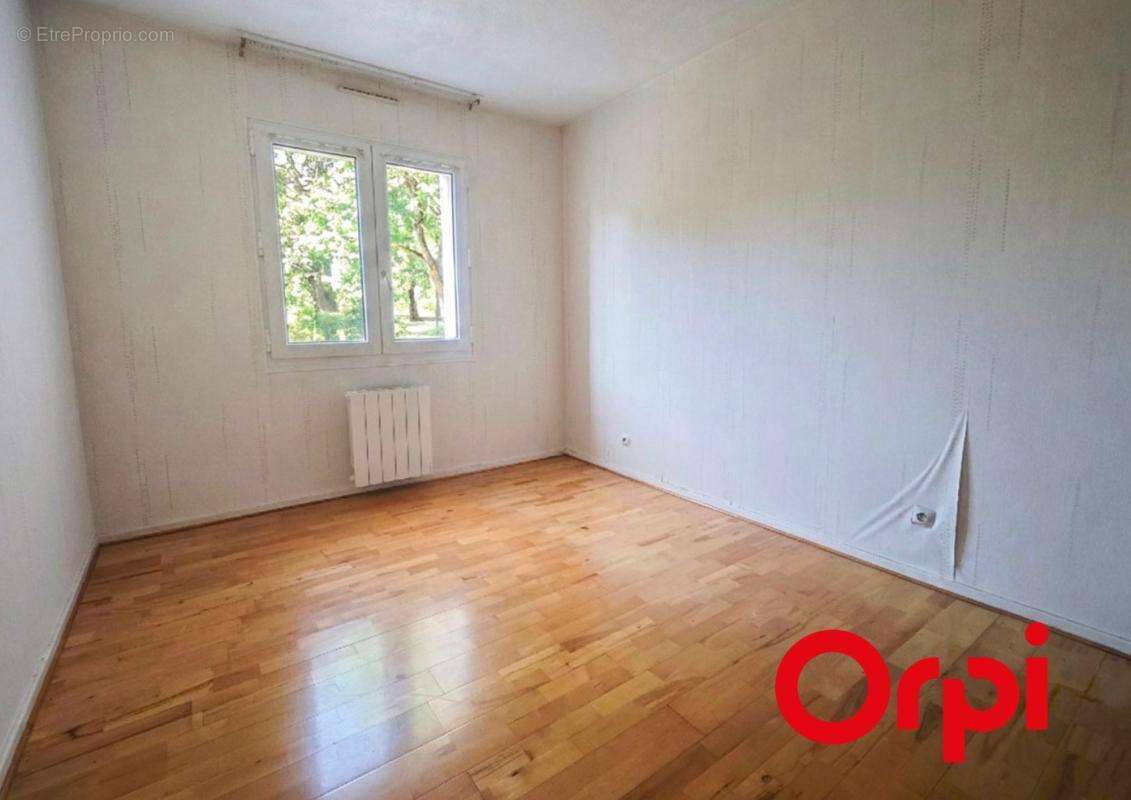 T4 85m² - 2 Chambres - balcon - garage - Moulin à Vent - Lyon 8 - photo 11