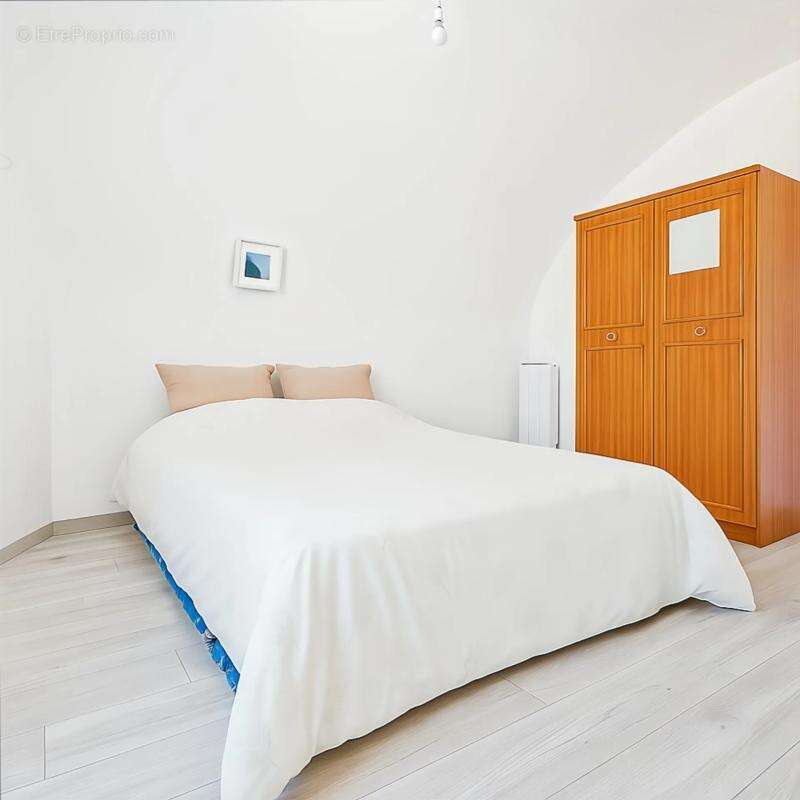 Maison à GINASSERVIS