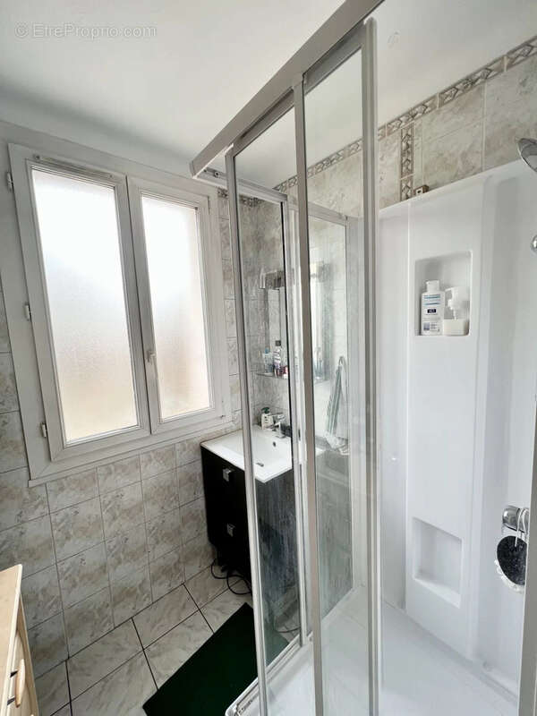 Appartement à VENISSIEUX