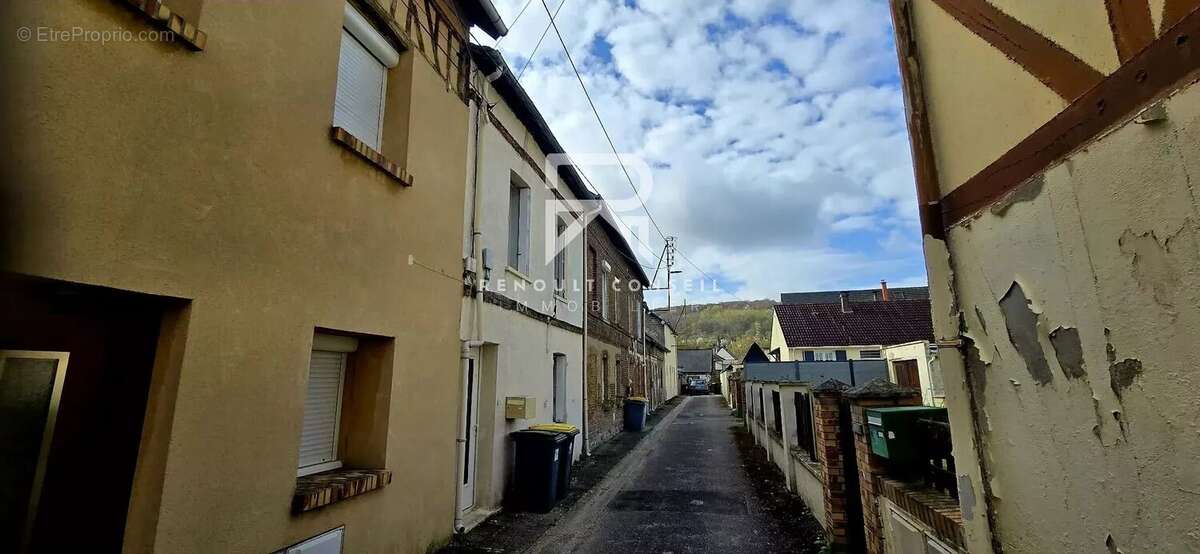 Maison à CAUDEBEC-LES-ELBEUF