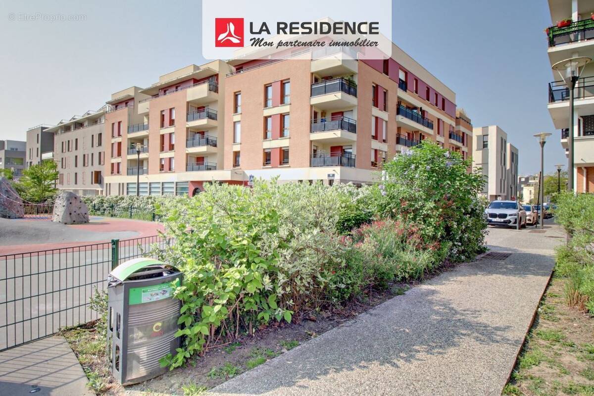 Appartement 58 m² à Cergy  - photo 1