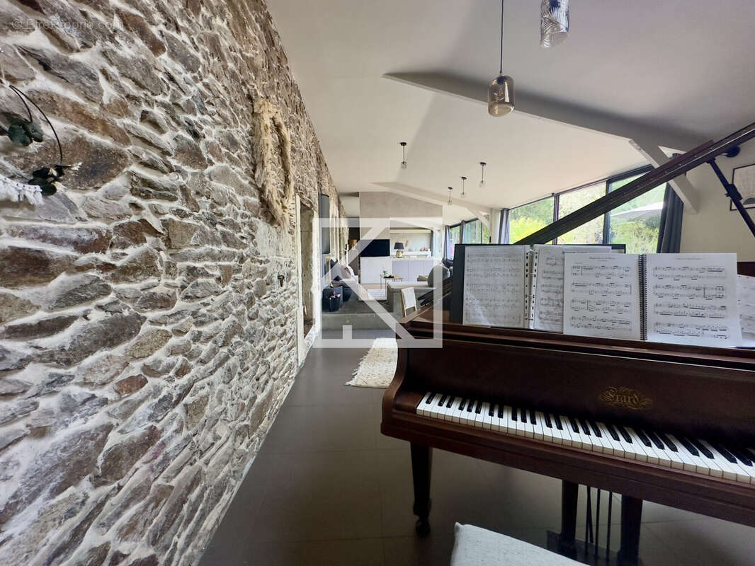 Maison à BOUCHEMAINE