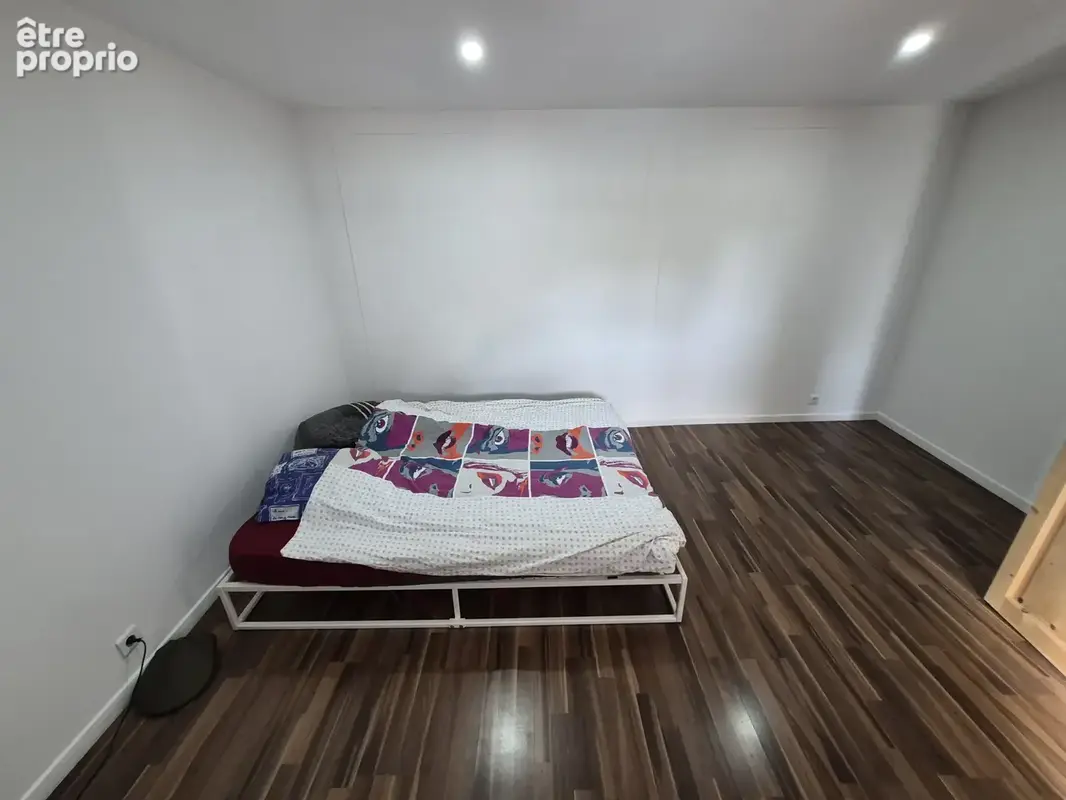 Maison de 150 m2 édifiée sur un terrain de 700 m2 - photo 13