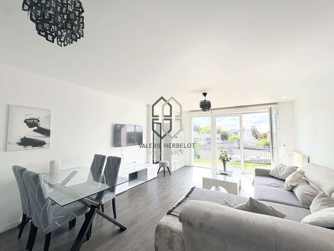 Appartement à CHENNEVIERES-SUR-MARNE