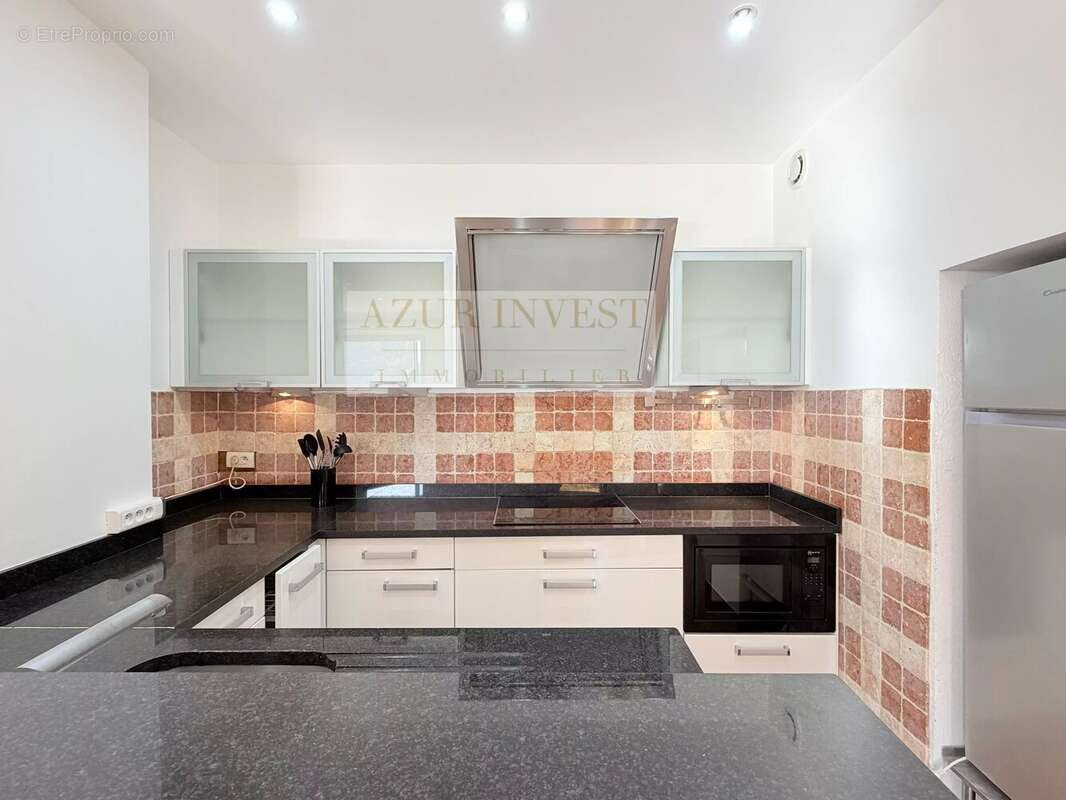 Appartement à ROQUEBRUNE-CAP-MARTIN