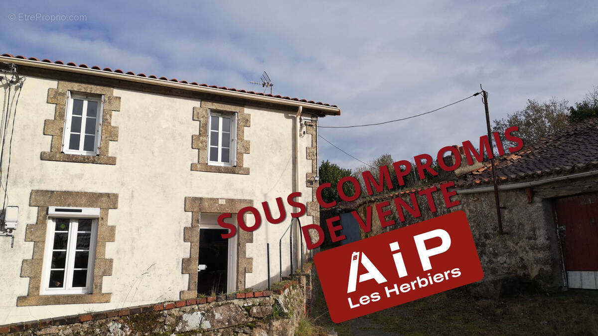 Maison à MENOMBLET