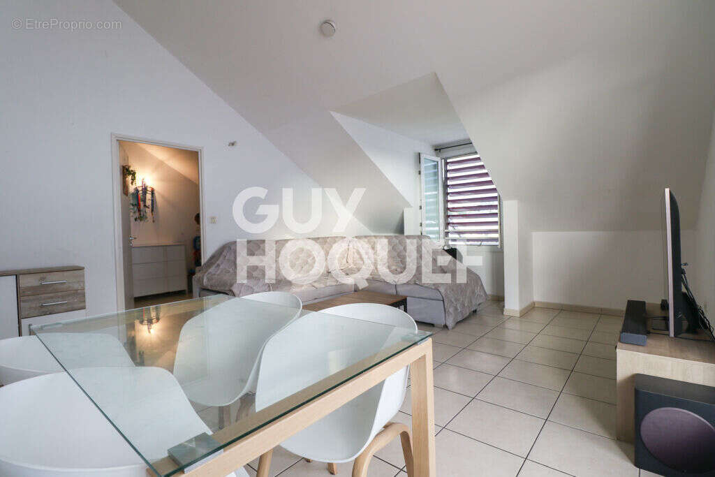 Appartement à SAINT-DENIS