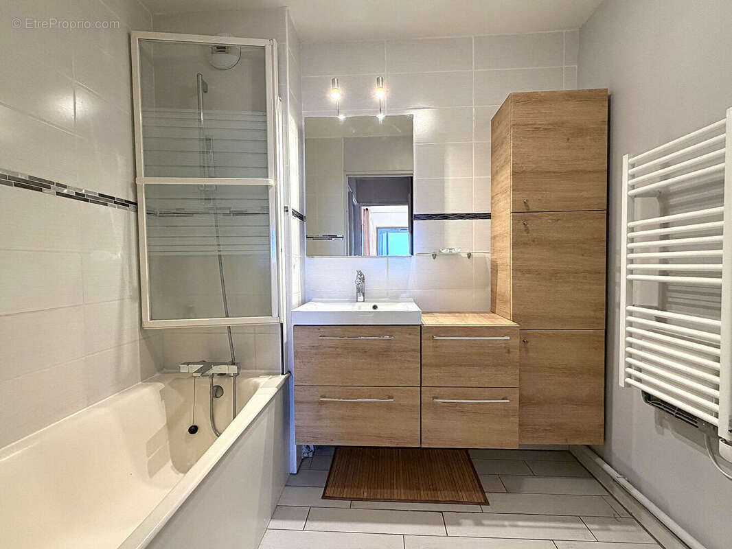 Appartement à MONTIGNY-LE-BRETONNEUX