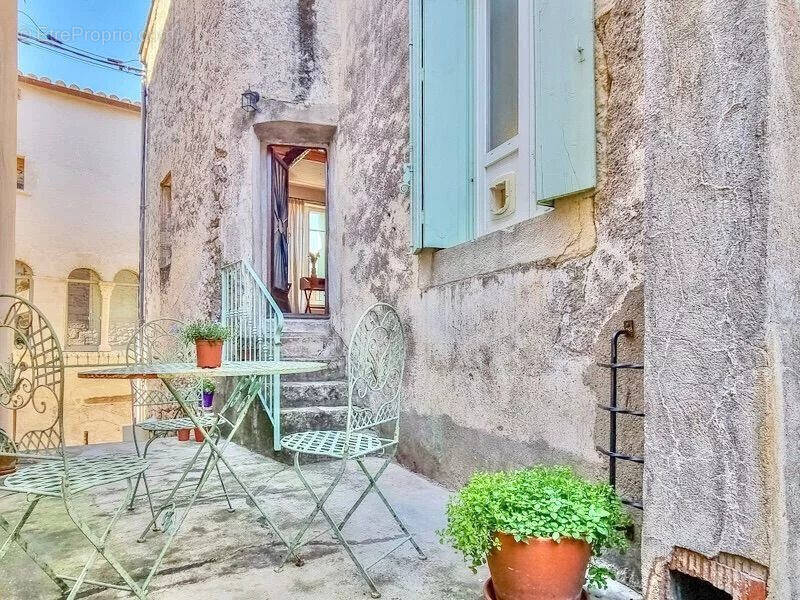 Appartement à VILLEMAGNE-L'ARGENTIERE