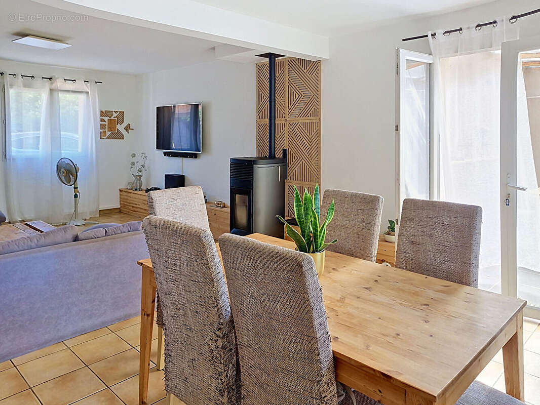 Maison 164 m² à Les Thilliers-En-Vexin  - photo 3