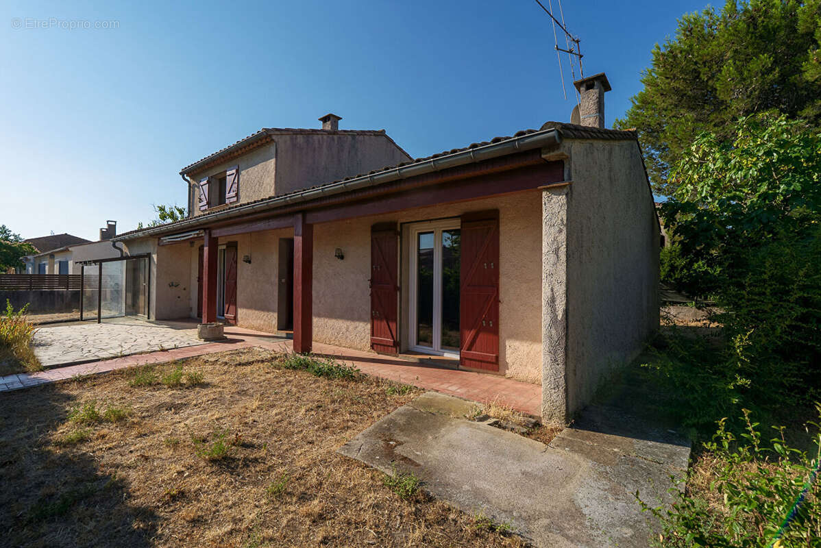 CARCASSONNE - GRAZAILLES Villa quatre faces T5 139m²  (110m²  hab.) avec jardin, garage, et terrasse - photo 9