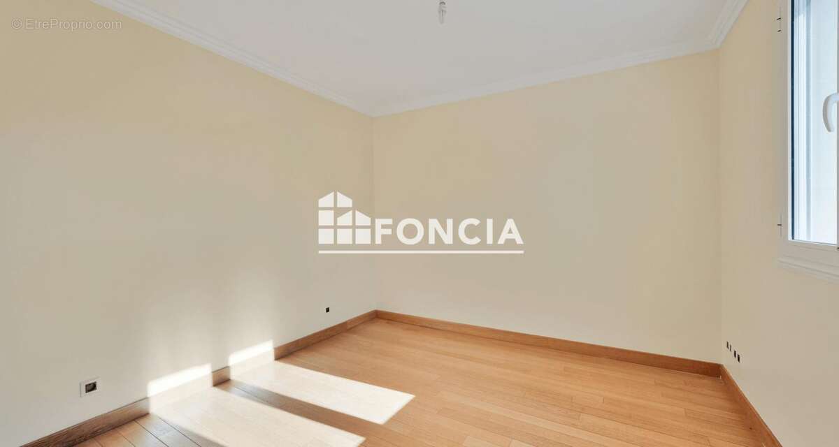 Appartement à CHATILLON